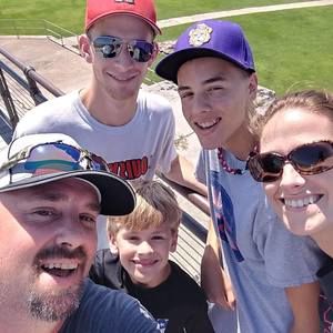 Meet your Posher, Dean